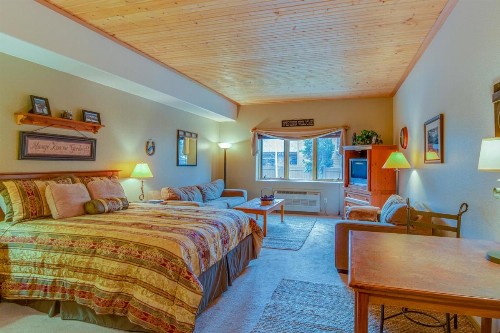 Gateway Studio Getaway - image 6