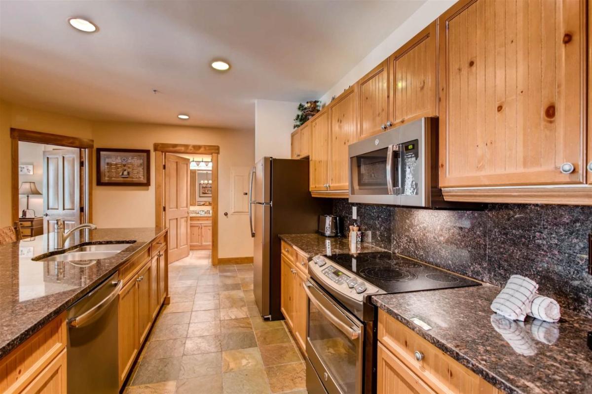 River Run Village Condos 3 Bedroom - Kids Ski Free! - image 7