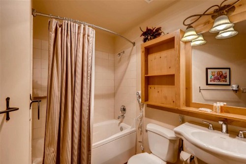 River Run Village 2 Bedroom Condo at Expedition Station walk to lift - image 12