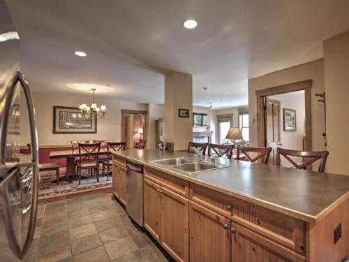 River Run Village 3 Bedroom Condo at The Springs Walk to Gondola - image 4