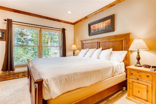 River Run Village 2 Bedroom Condo at Black Bear Lodge walik to lift - image 12