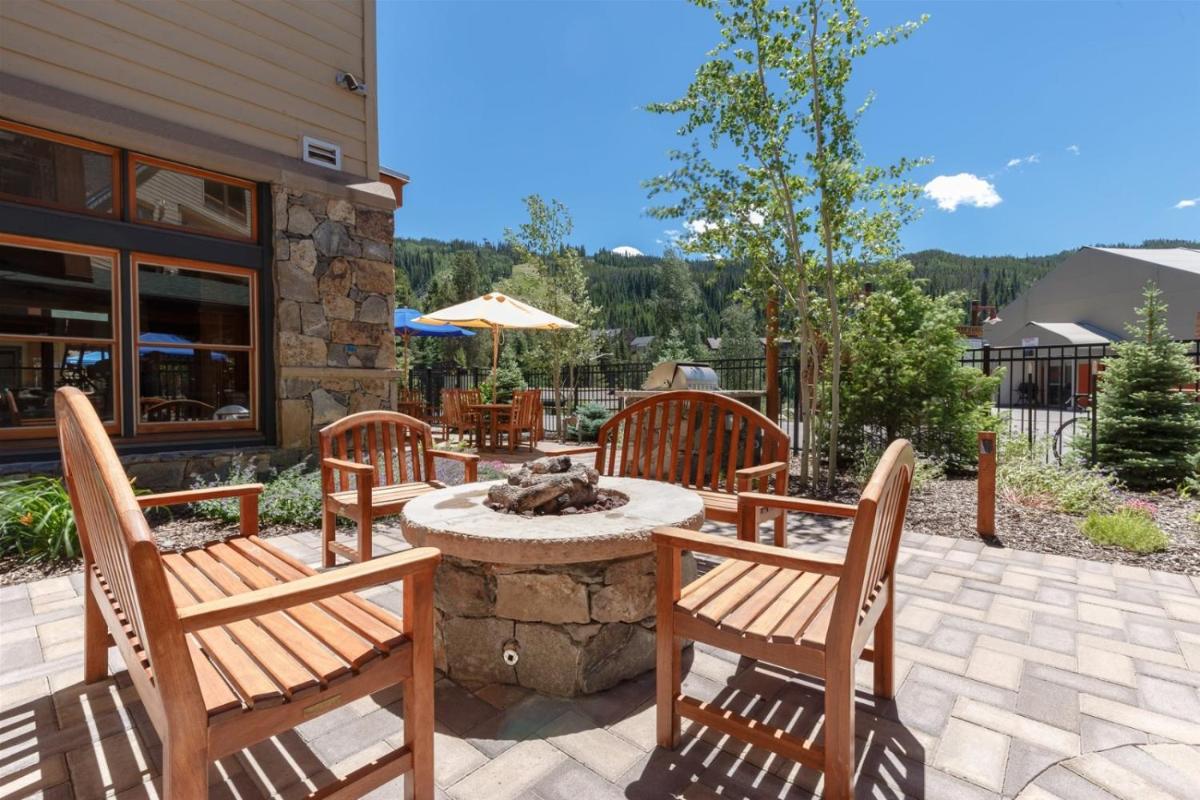 River Run Village 2 Bedroom Condo at Black Bear Lodge walik to lift - image 6