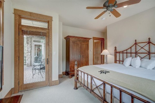 River Run Village 3 Bed Condo at Lone Eagle Lodge Ski-in Ski-out - image 10
