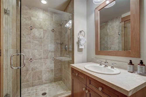 River Run Village 3 Bed Condo at Lone Eagle Lodge Ski-in Ski-out - image 18