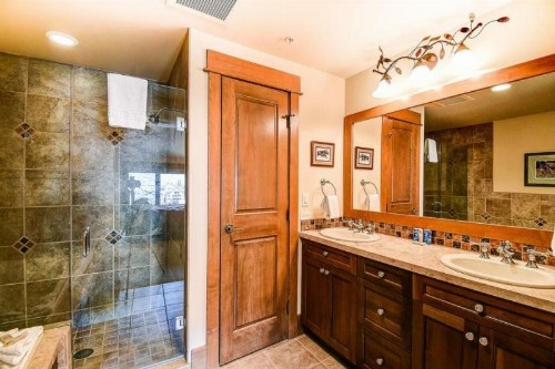 River Run Village 4 Bed Condo at Lone Eagle Lodge Ski-in Ski-out - image 14