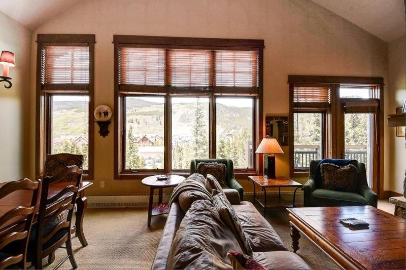 River Run Village 4 Bed Condo at Lone Eagle Lodge Ski-in Ski-out - image 4