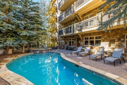 River Run Village 2 Bed Condo at Lone Eagle Lodge Ski-in Ski-out