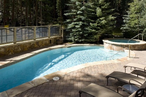 River Run Village 1 Bed Condo at Lone Eagle Lodge Ski-in Ski-out - image 2