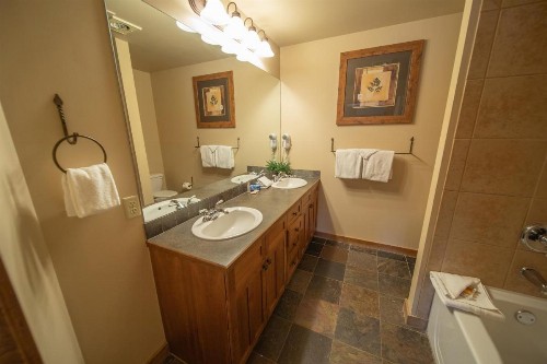 Red Hawk Lodge 2297 - image 8