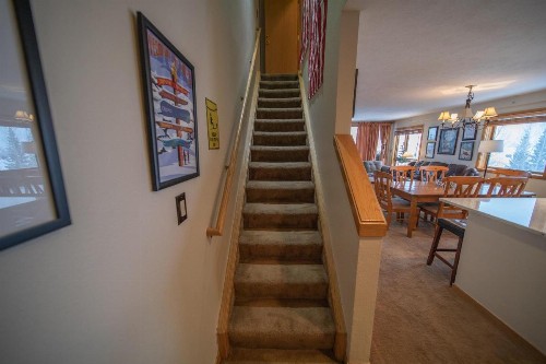 Liftside 309 - image 32
