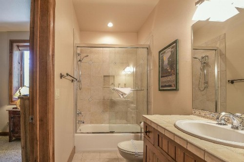 Goldenrod Home 7 - image 32