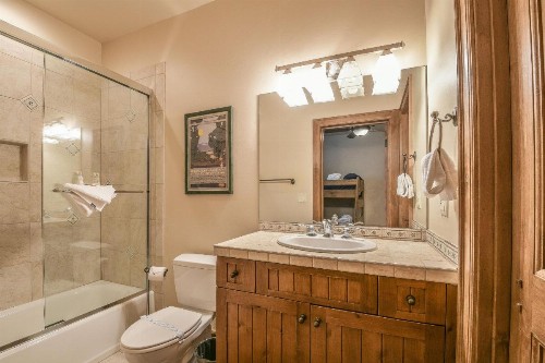 Goldenrod Home 7 - image 33