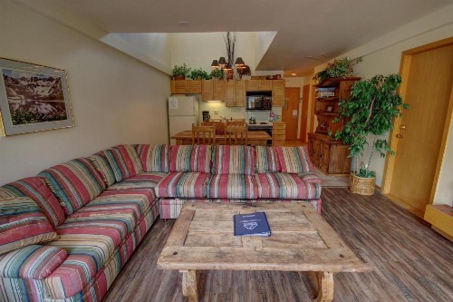 Liftside 402 - image 9