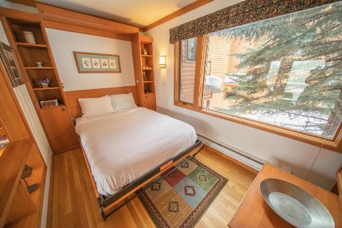 Tennis Townhomes 1326 - image 36