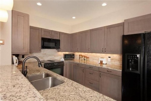 2706_Chateau_DuMont_2Bed_Platinum - image 11