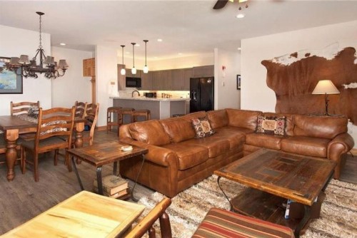 2706_Chateau_DuMont_2Bed_Platinum - image 12