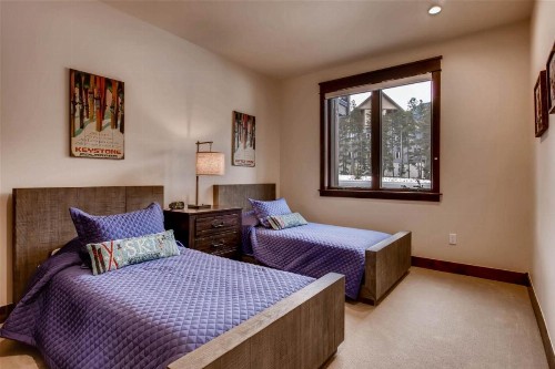 NEW! River Run Village 3 Bedroom Town House Walk to Gondola - image 6