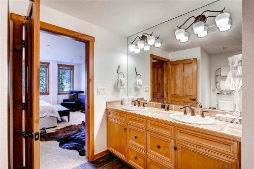 The Timbers on River Run 4 Bedroom Ski-in Ski-out Luxury Condo - image 24
