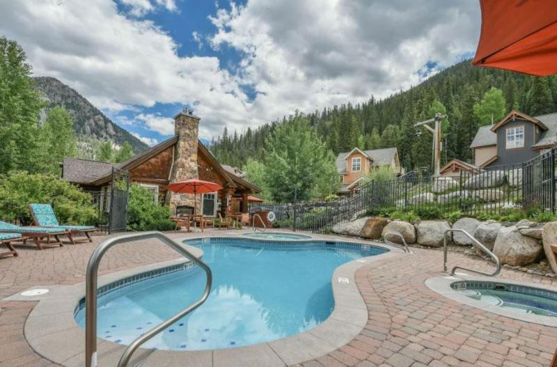 650-2_Settlers_Creek - image 2