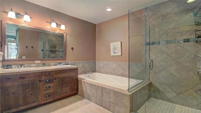 650-2_Settlers_Creek - image 6