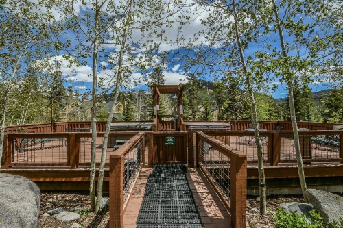 Cabin in the Pines 4 - image 17