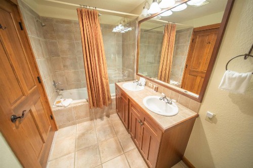 Red Hawk Townhomes 2352 - image 18