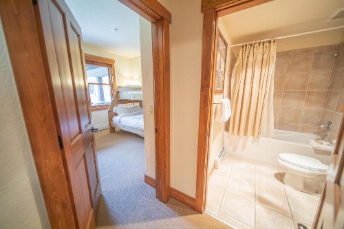 Red Hawk Townhomes 2352 - image 21