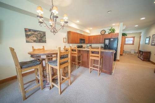 Red Hawk Townhomes 2352 - image 5