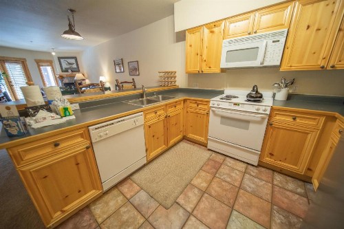 Tenderfoot Lodge 2626 - image 4