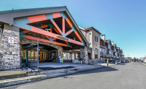 Gateway Lodge 5030 - image 3