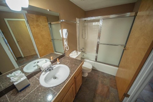 Mall 1421 - image 27