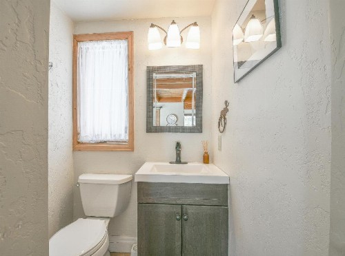 Tennis Townhomes 1319 - image 12