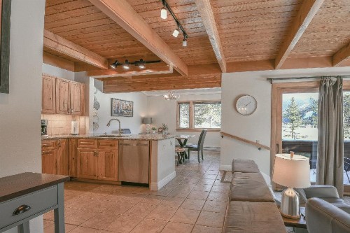 Tennis Townhomes 1319 - image 14