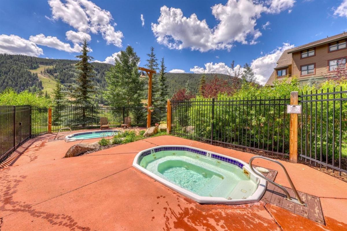 2605 Tenderfoot Lodge - main image