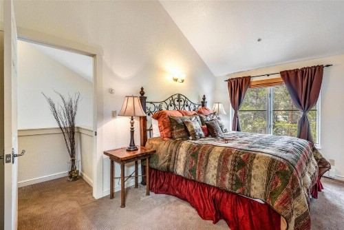 1849_Seasons_Townhomes - image 11