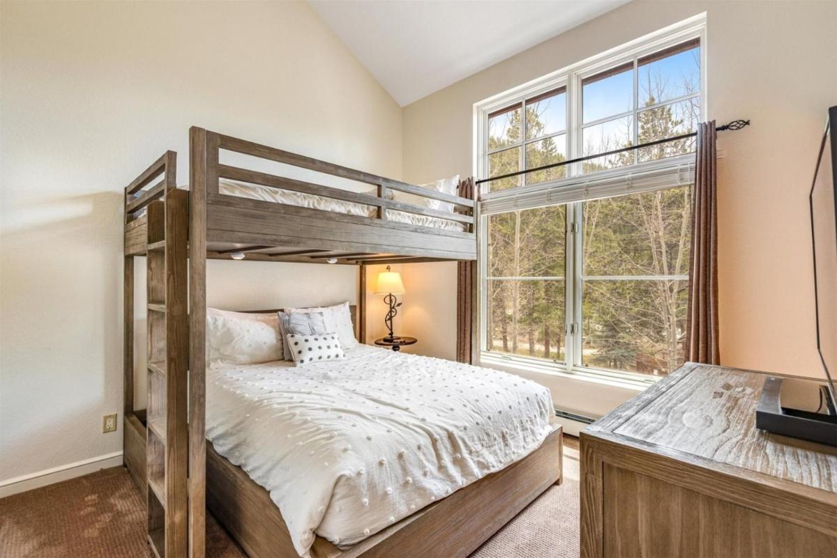 1849_Seasons_Townhomes - image 6