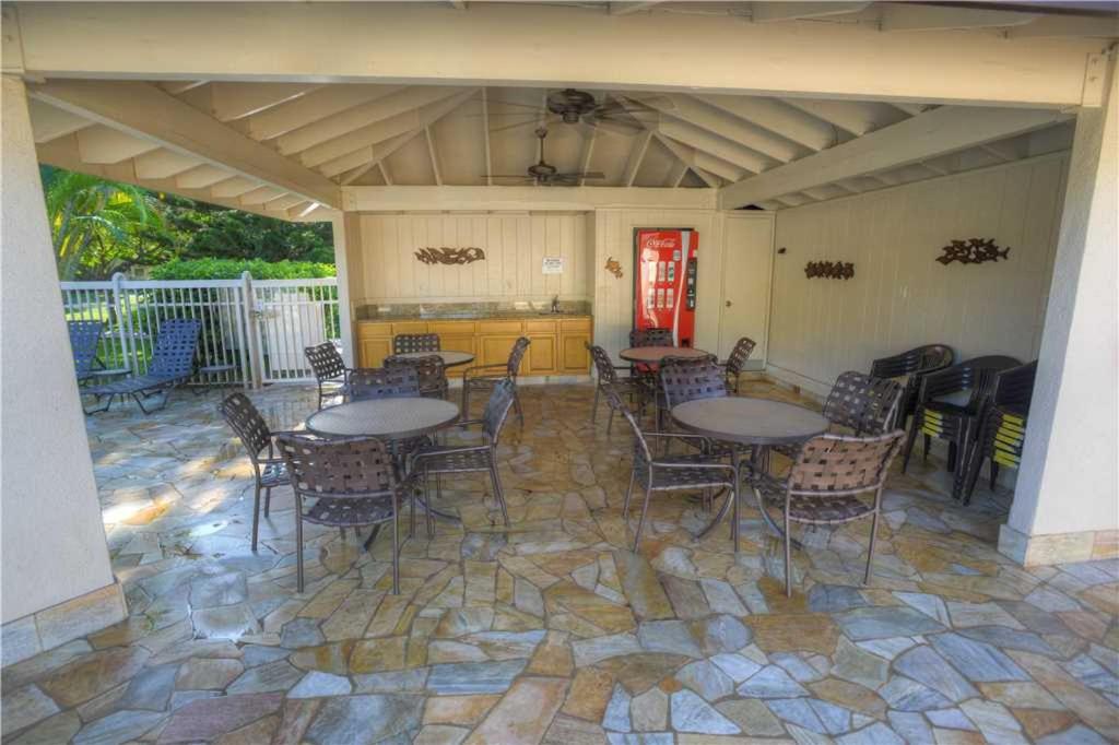 Maui Banyan G-101 - 2 Bedrooms Ground-floor Renovations close to beach Pools Hot Tubs - image 6