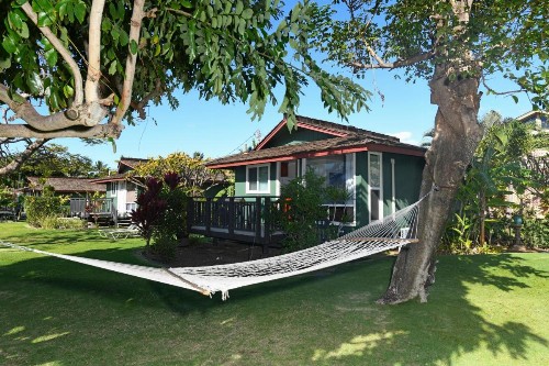Nona Lani Cottages - image 10