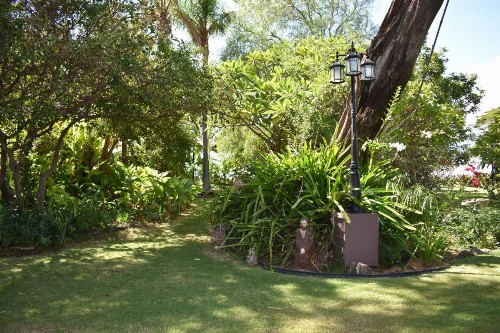Nona Lani Cottages - image 12