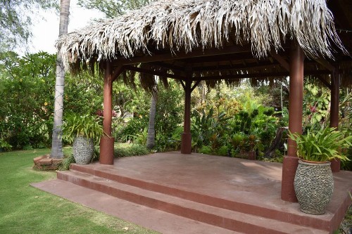 Nona Lani Cottages - image 14