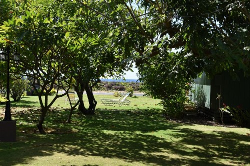 Nona Lani Cottages - image 27