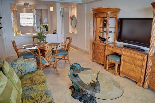 Royal Mauian 412 - image 10