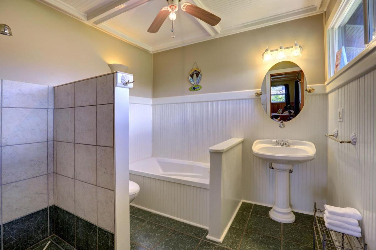 Halama Hale Private Home by Coldwell Banker Island Vacations - image 7