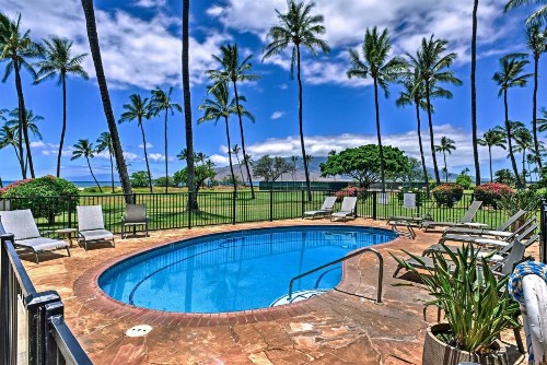 Beachside Kihei Condo with Stunning Views!