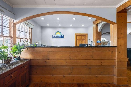 Days Inn by Wyndham Kill Devil Hills Oceanfront - Wilbur - image 14