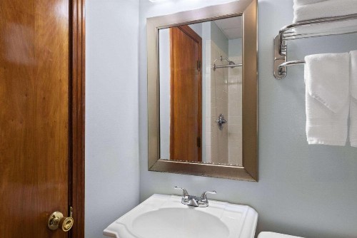 Days Inn by Wyndham Kill Devil Hills Oceanfront - Wilbur - image 28