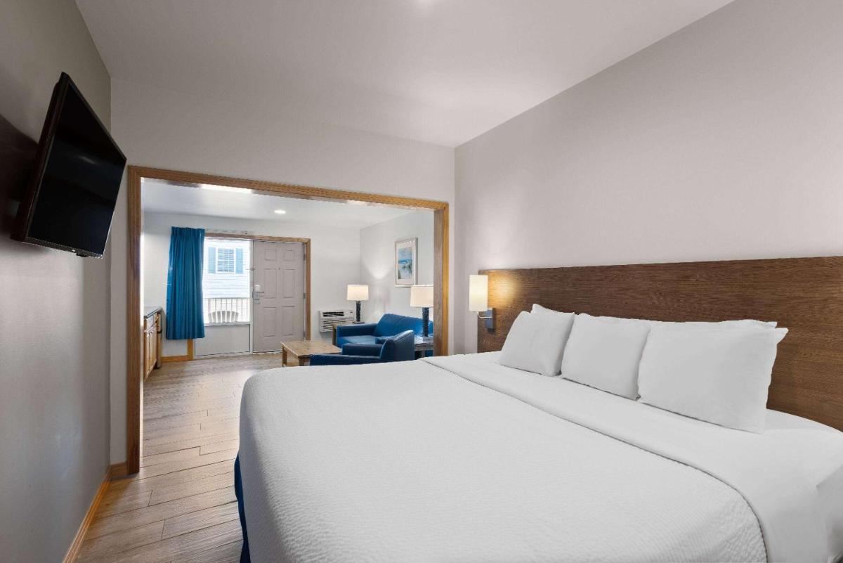 Days Inn by Wyndham Kill Devil Hills Oceanfront - Wilbur - image 3
