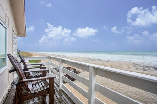 Days Inn & Suites by Wyndham Kill Devil Hills-Mariner - image 1