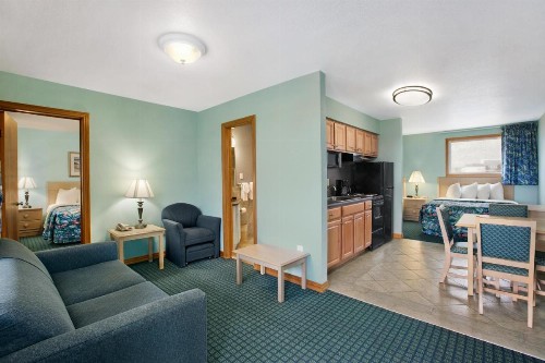 Days Inn & Suites by Wyndham Kill Devil Hills-Mariner - image 19