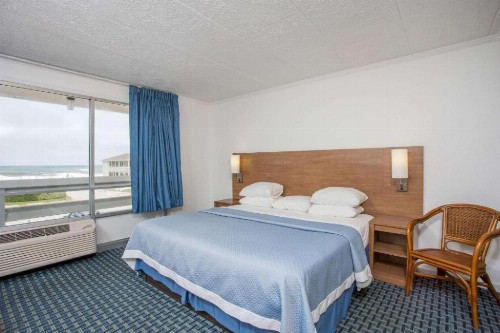 Days Inn & Suites by Wyndham Kill Devil Hills-Mariner - image 24
